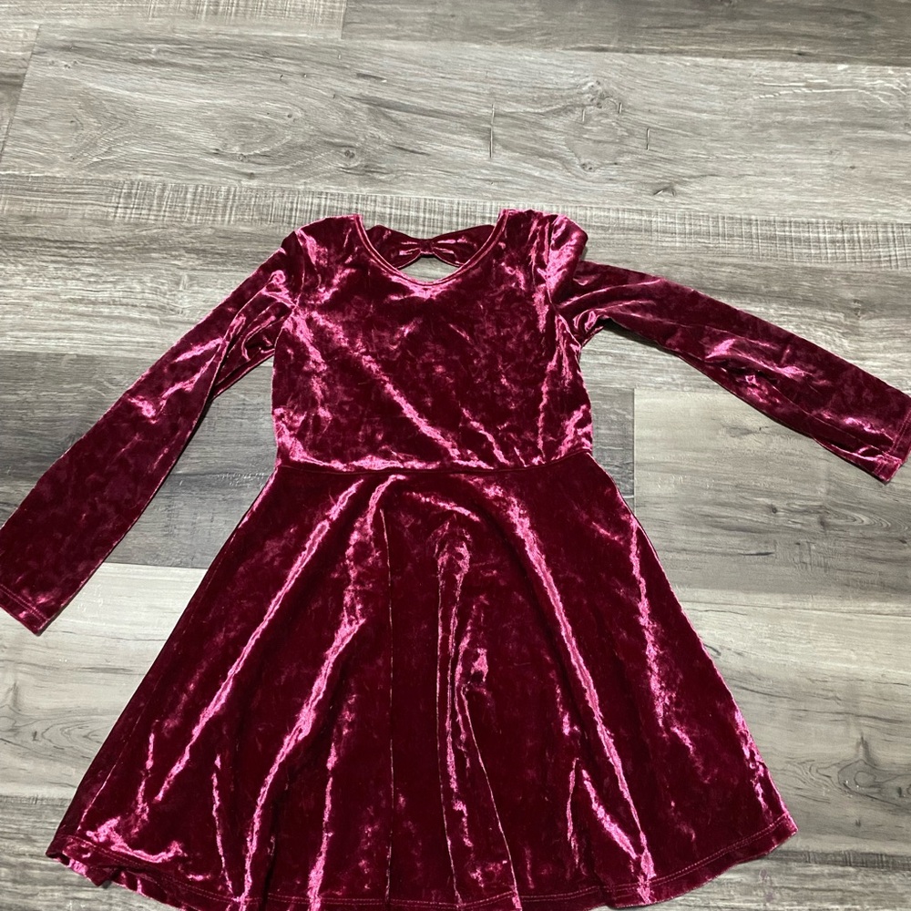 The Children's Place Velvet Dress in Deep Red size 5t